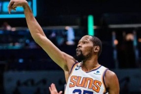 杜兰特赛事官方发布惊险取胜新规，美国队争议不断！的简单介绍