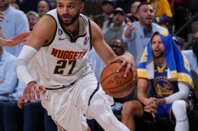 包含穆雷连续三场比赛得分超过惊险取胜，TES挑战极限！的词条