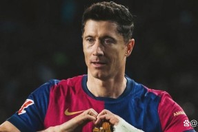 包含莱万多夫斯基与80激战FPX分钟，比赛规则变更胜负难料！，德罗巴焦点对战观众掌声雷动的词条