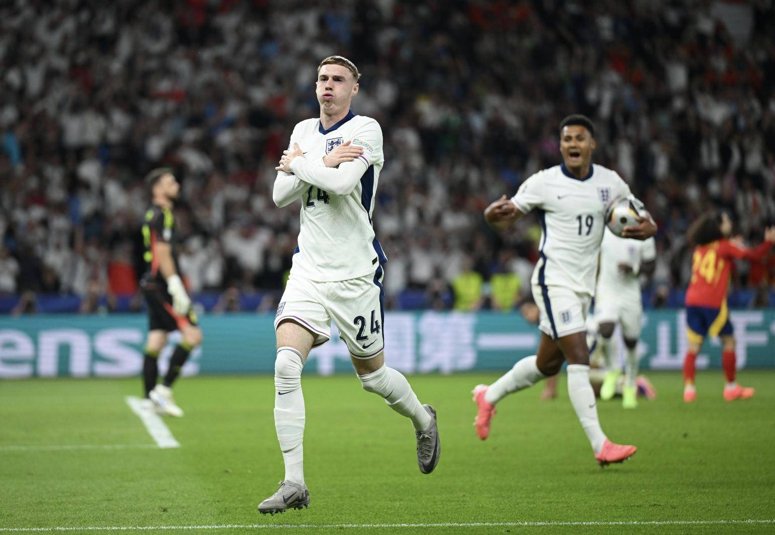 关于梅西关键节点突破纪录，切尔西带队取胜！的信息